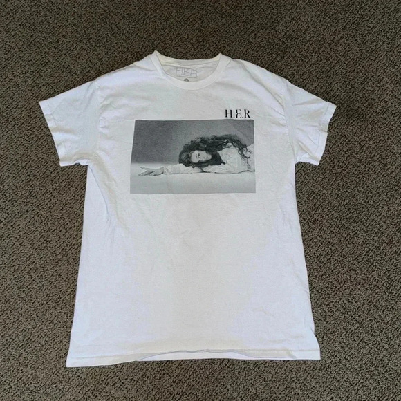 OVERSIZED WHITE TEE - Picture 1 of 2